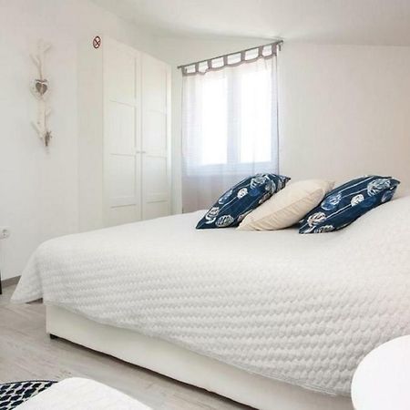 Apartmani Riva Рогозница Екстериор снимка